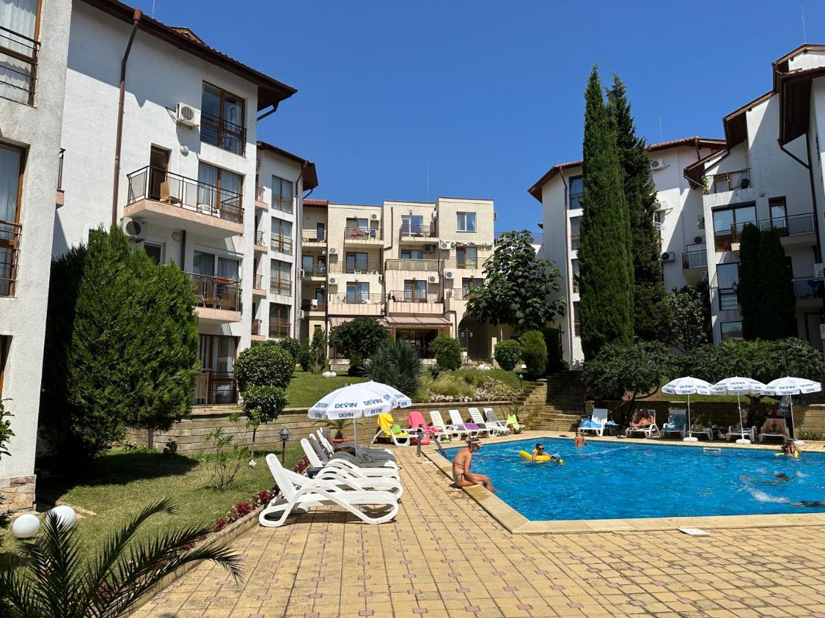Complex Compass - B&B Saint Vlas