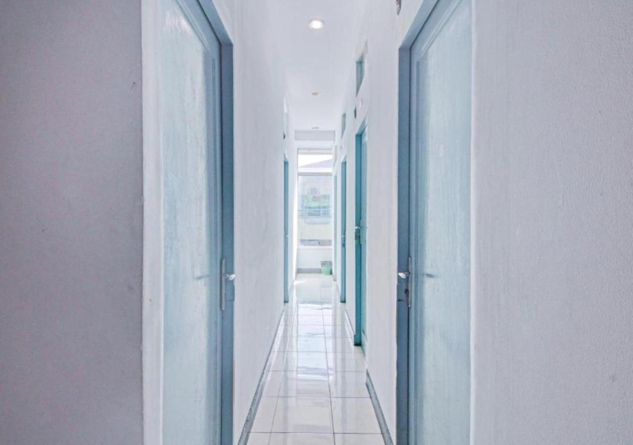Budget Single Room