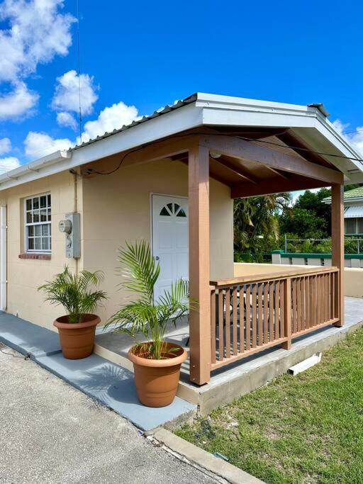 B&B Bridgetown - Island Life Apartment - Bed and Breakfast Bridgetown