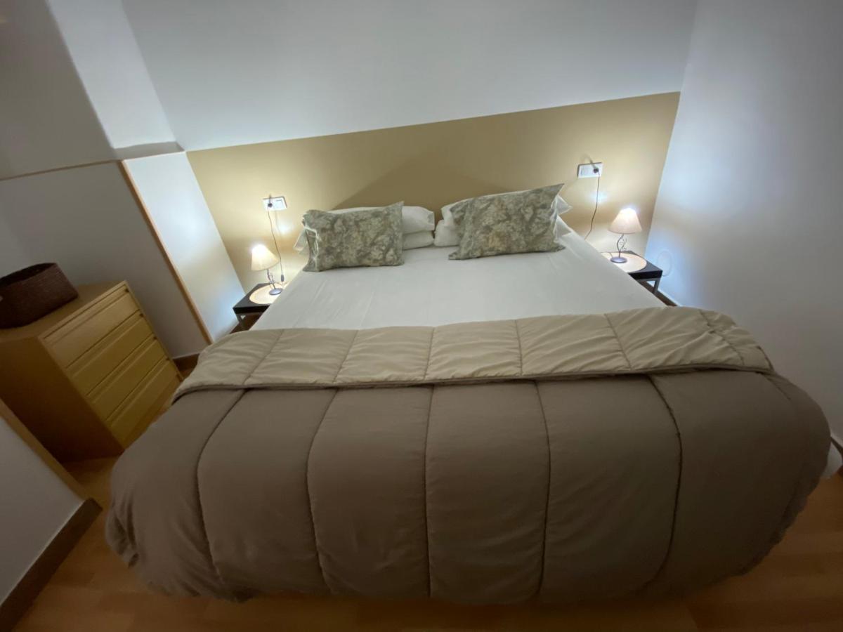 One-Bedroom Apartment (2 -4 Adults) D - Calle Valdés, 18