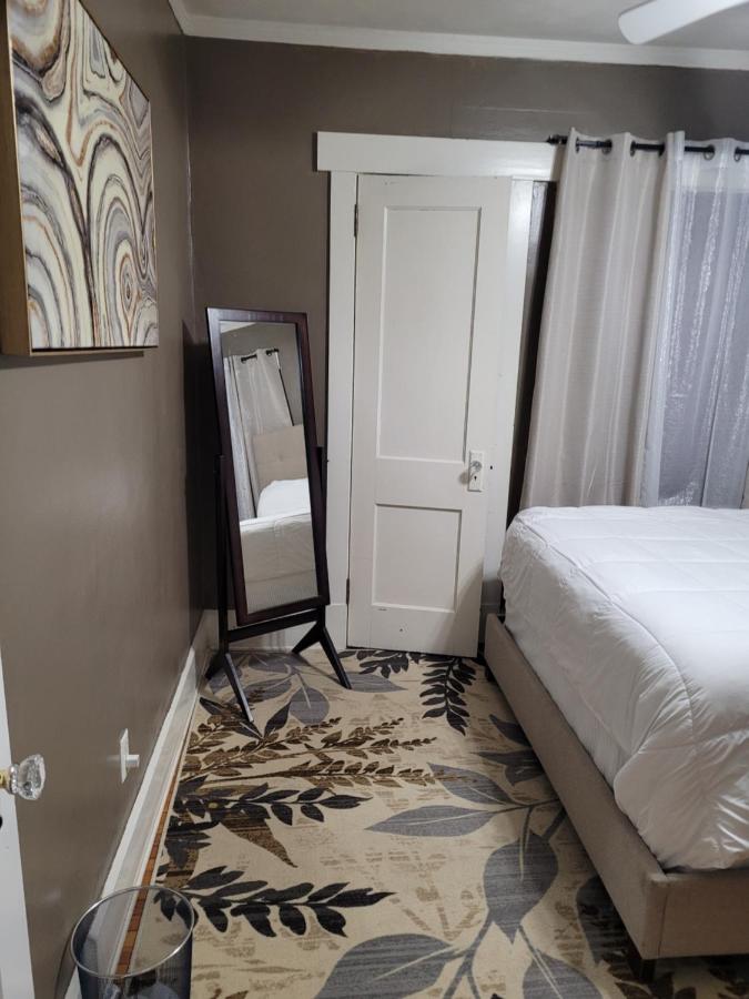 B&B Des Moines - Cozy 1 Bedroom in a house - Bed and Breakfast Des Moines