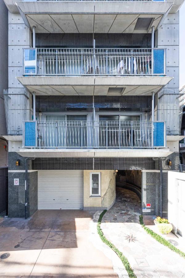 ＭＥＬＬ－ＴＨＥＡＴＥＲ ＲＥＳＯＲＴ - B&B Osaka