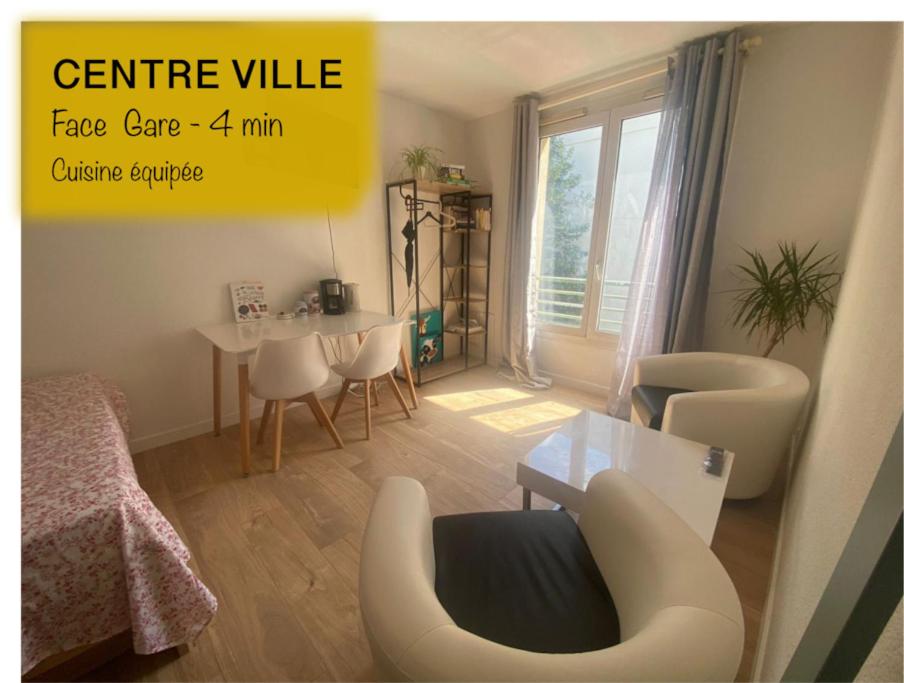 B&B Poitiers - Appartement en face de la gare - centre ville - Bed and Breakfast Poitiers