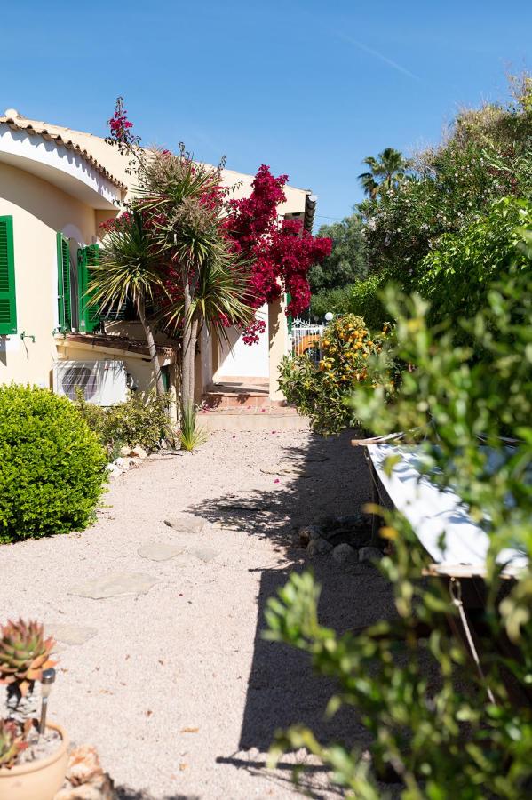 Villa Cala Mendia - B&B