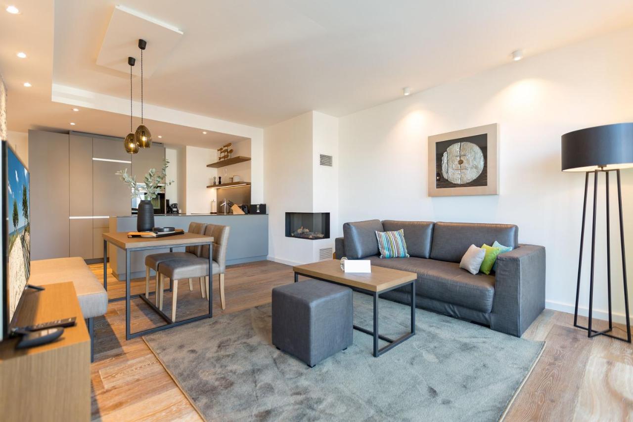 One-Bedroom Apartment with Balcony