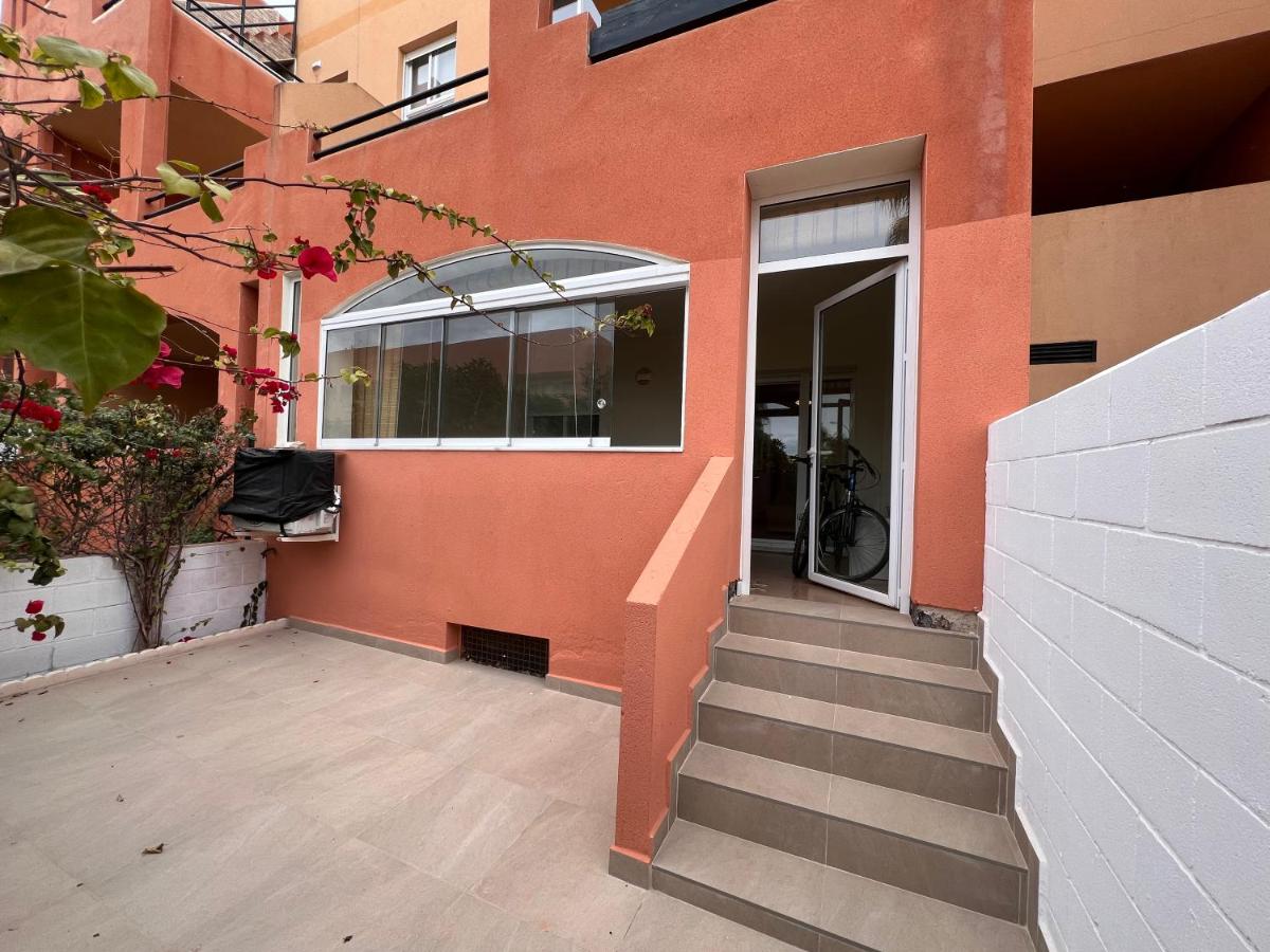 Precioso Bajo con Jardín en Paraíso de Vera - B&B Vera