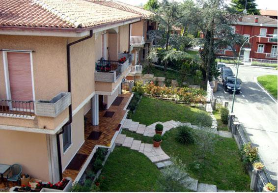 Appartamento con 2 Camere da Letto