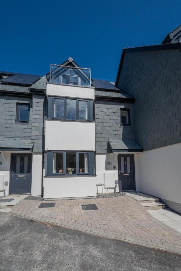 Beautiful 3 Bed Townhouse with Parking, close to Sea Front - Chambres d’hôtes Penzance