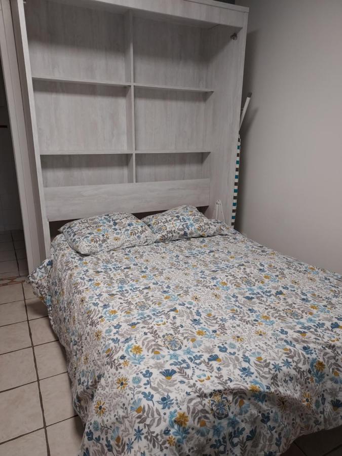 Studio en résidence parking couvert gratuit - B&B Peyraud