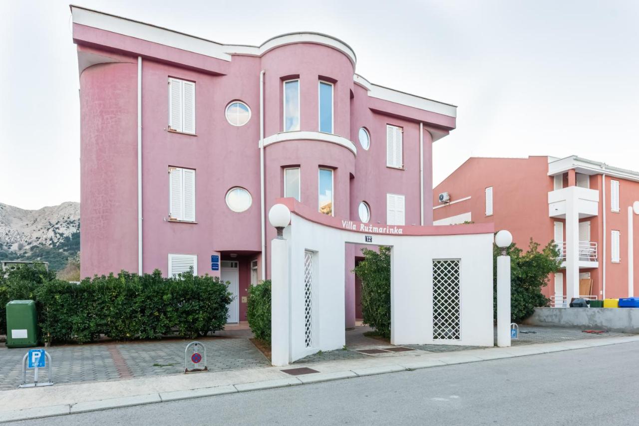 Apartment Ruzmarinka - B&B