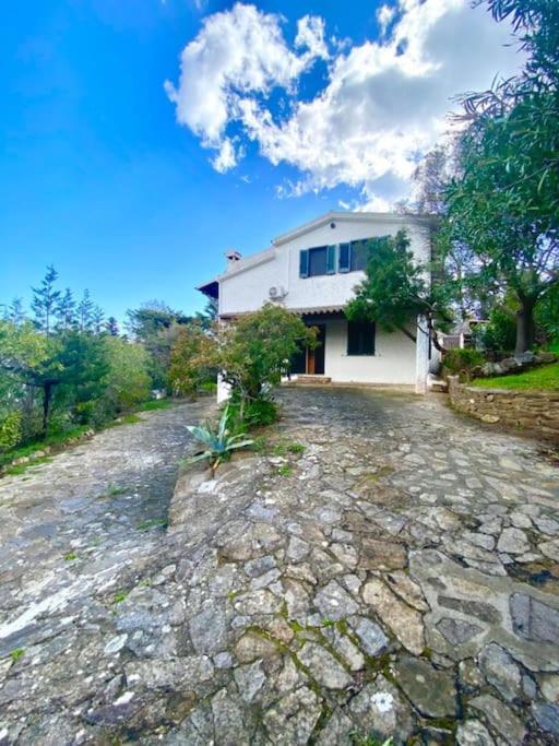 Villino Ambra 2 - Chambres d’hôtes San Teodoro