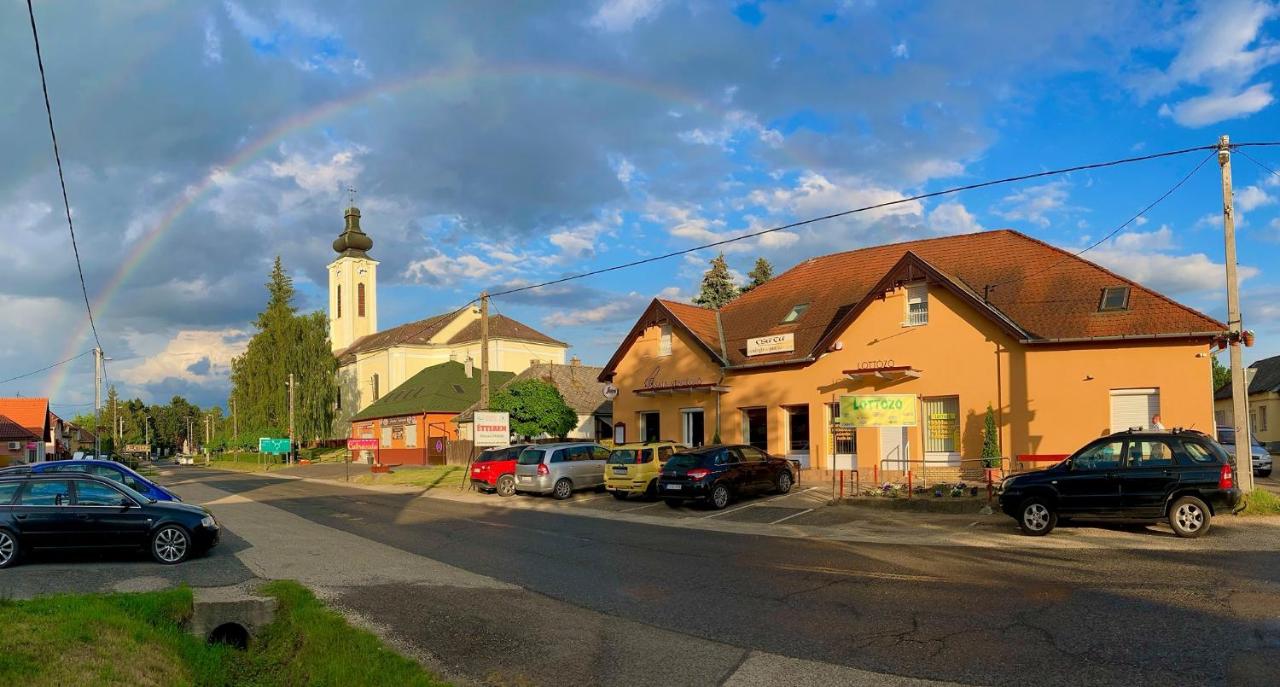 Csata Vendéglő és Panzió - B&B Isaszeg