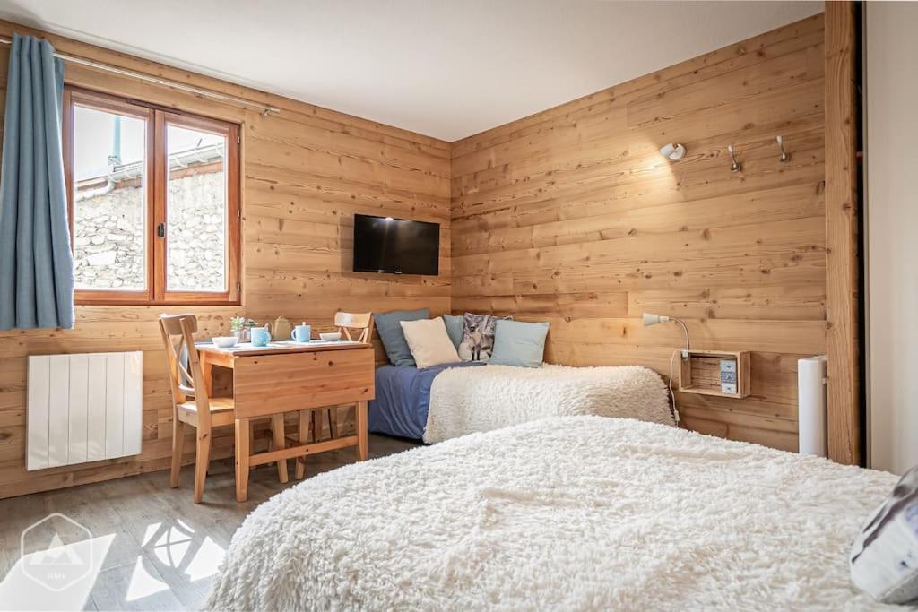 B&B Villarodin - Côté-Bourget 2/3 pers 20m² proche La Norma Aussois - Bed and Breakfast Villarodin