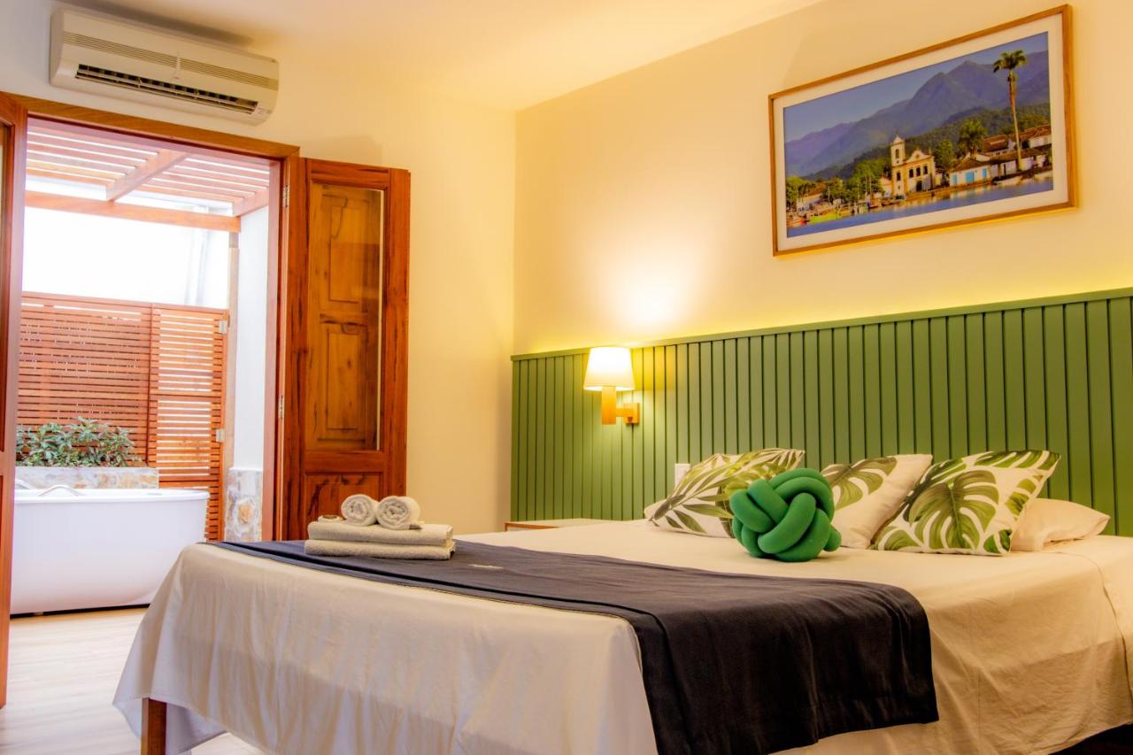 Camera Matrimoniale con Vasca Idromassaggio