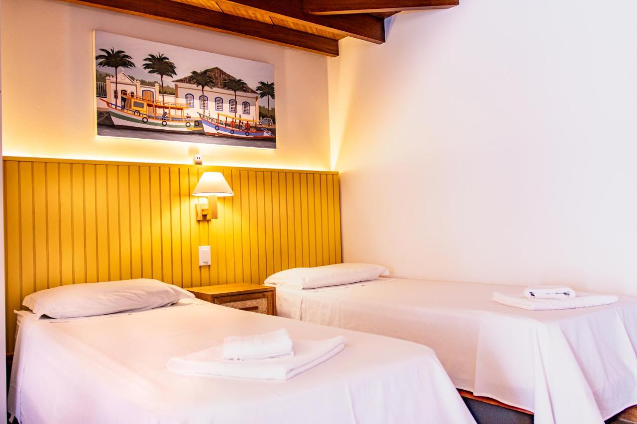 Camera Quadrupla Luxury