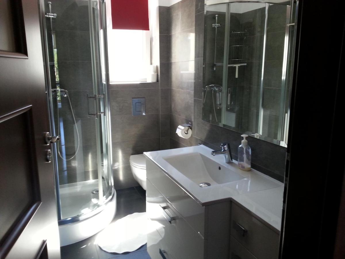 Triple Room with Shared Bathroom