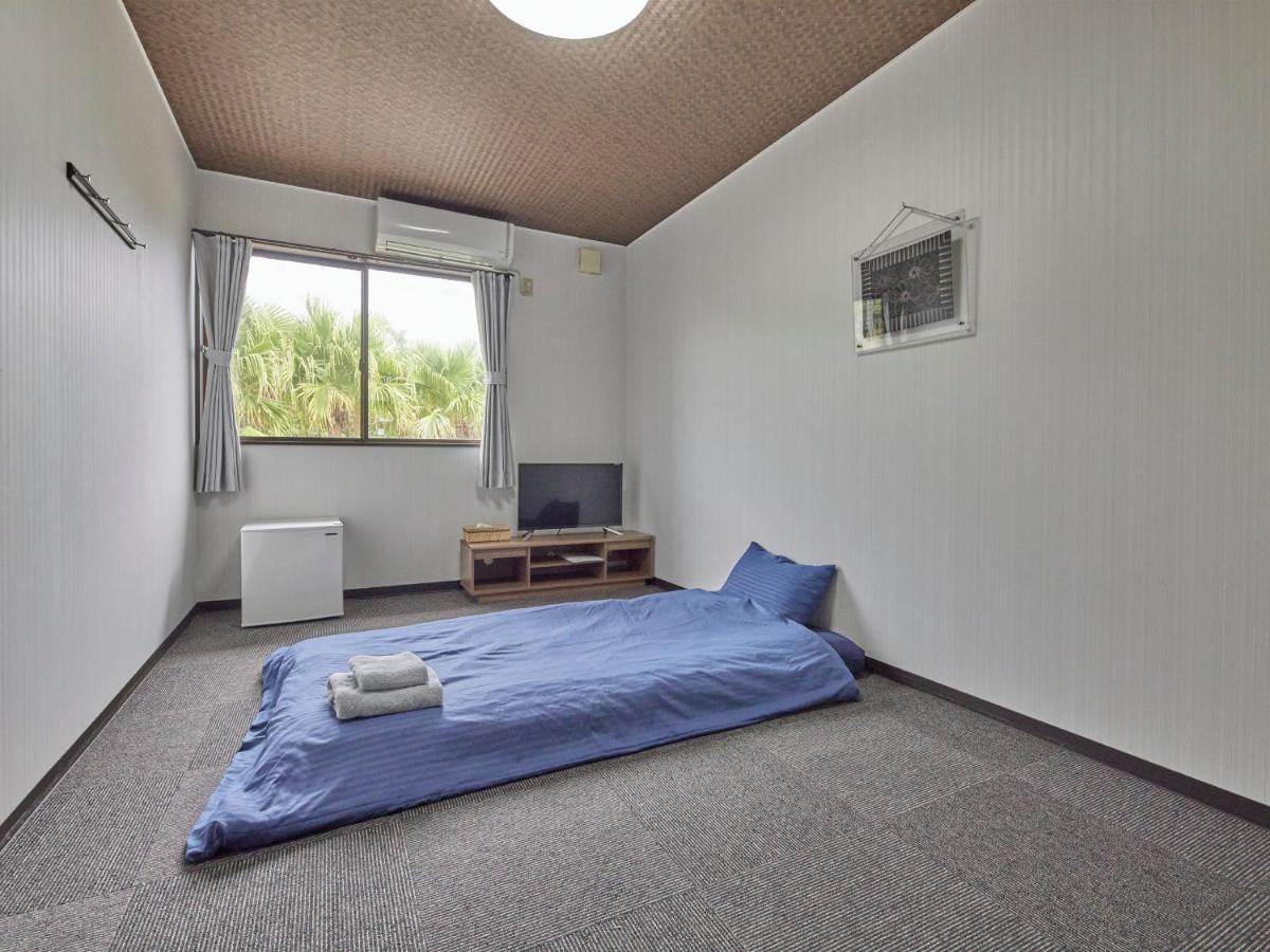 Triple Room with Shared Bathroom