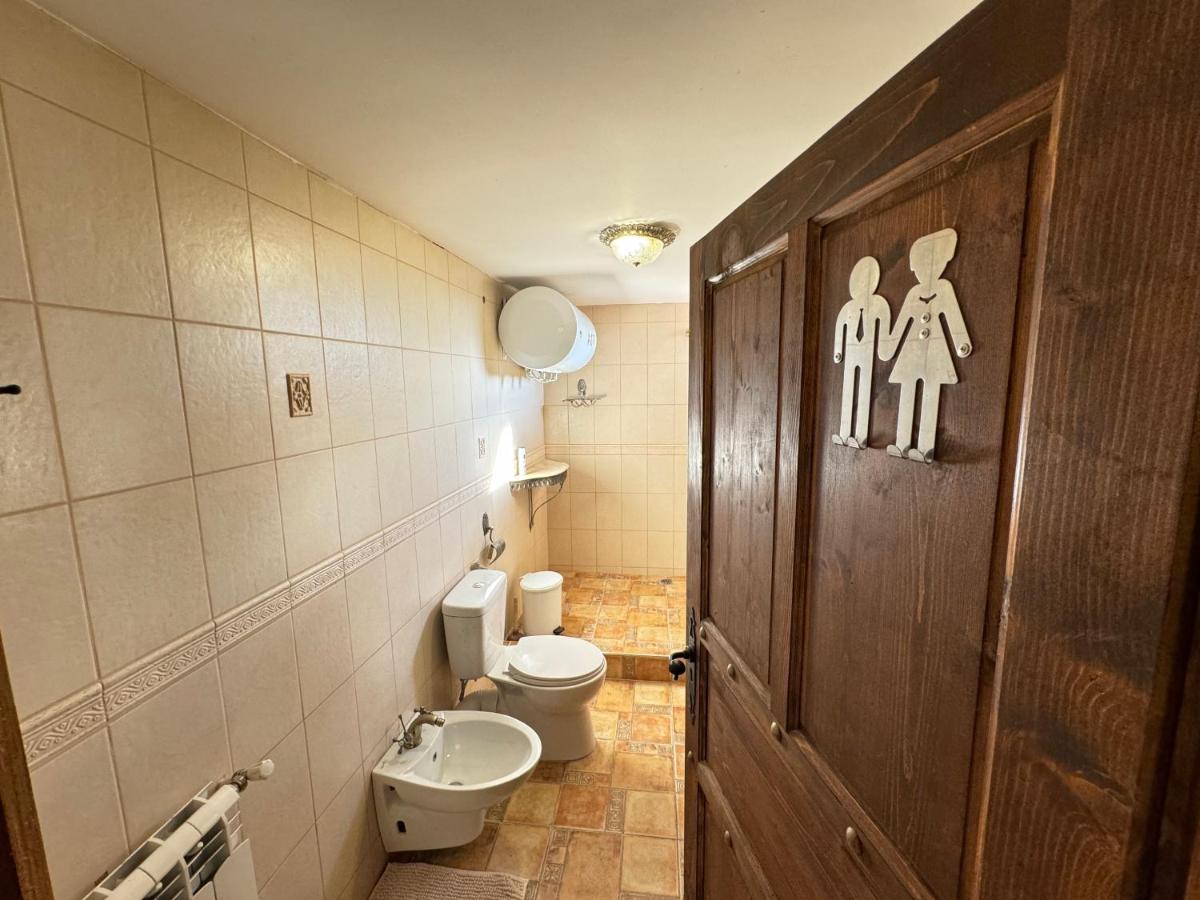 “Хаджи-Ваньовата” къща - B&B