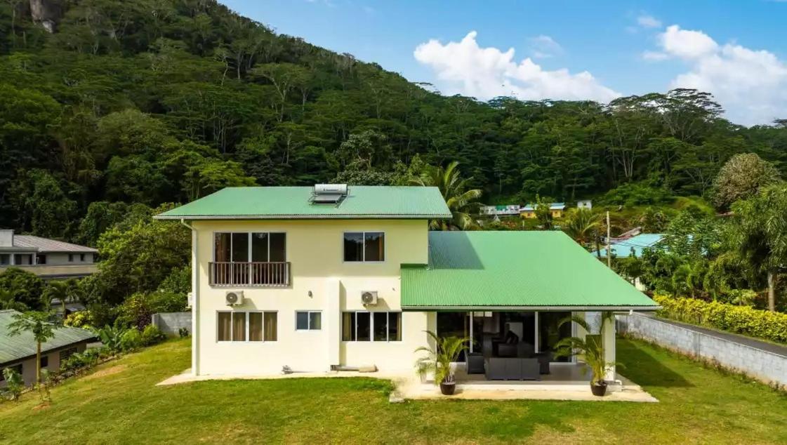 Maison Dora - Ferienwohnung Victoria