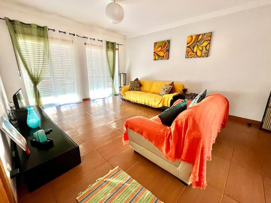 B&B Atouguia da Baleia - Fantastic 3 bedroom Villa - Peniche - Mer&Surf - Bed and Breakfast Atouguia da Baleia