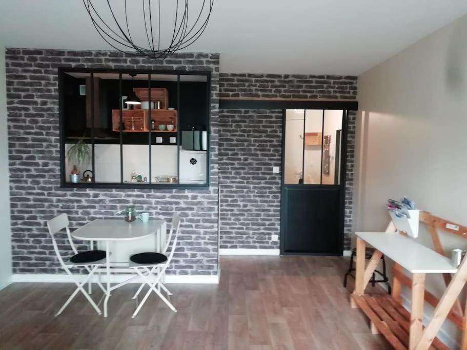 Studio agréable dans résidence - B&B