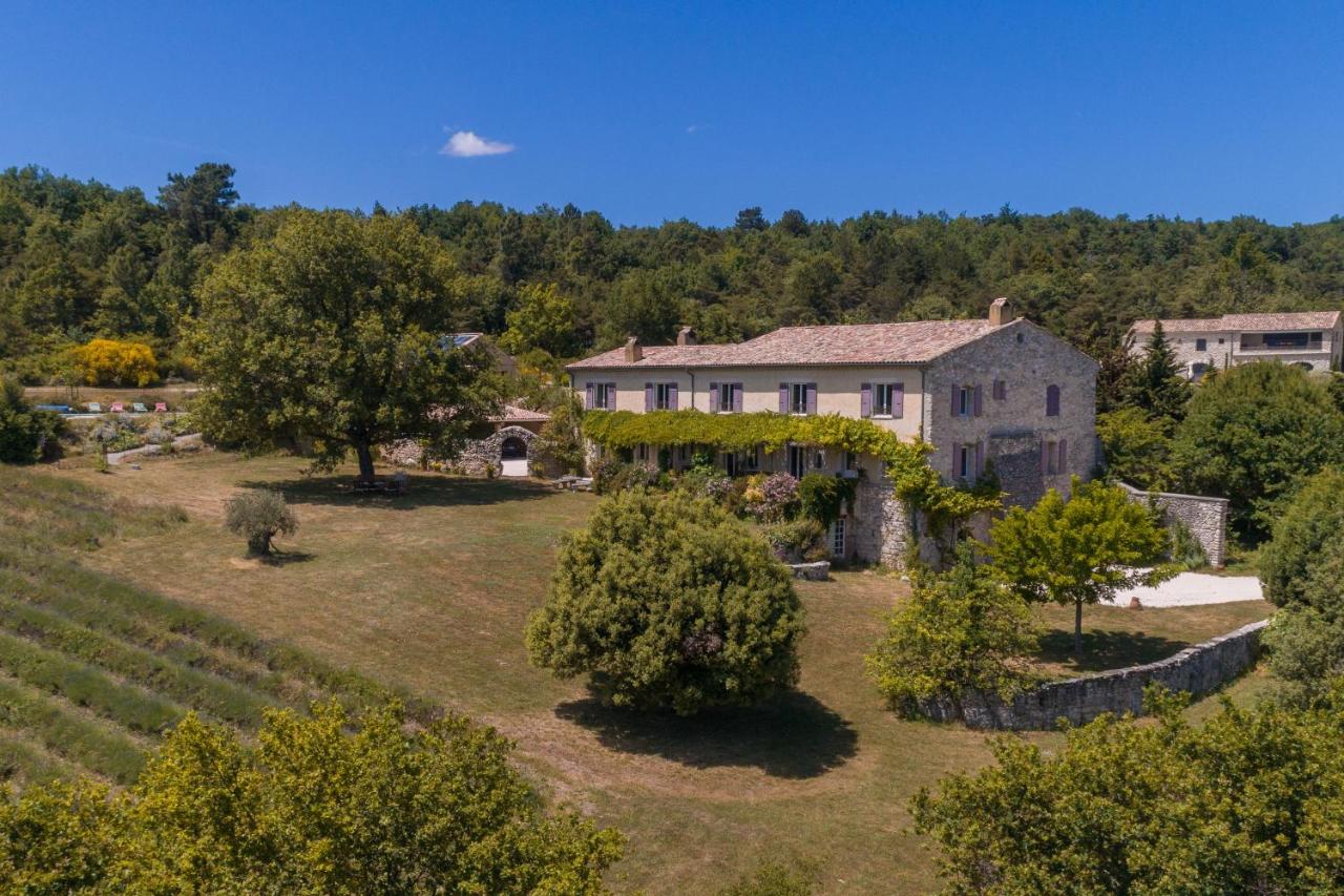 Domaine de Barbe - Maison d'hôtes de charme à 10' de Grignan - B&B Salles-sous-Bois