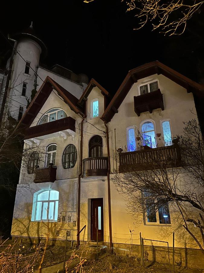 Cazare central Sinaia, Romania - B&B