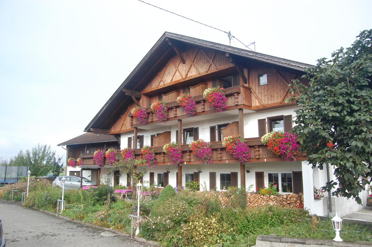 B&B Schwangau - Gästehaus Stefanie - Bed and Breakfast Schwangau