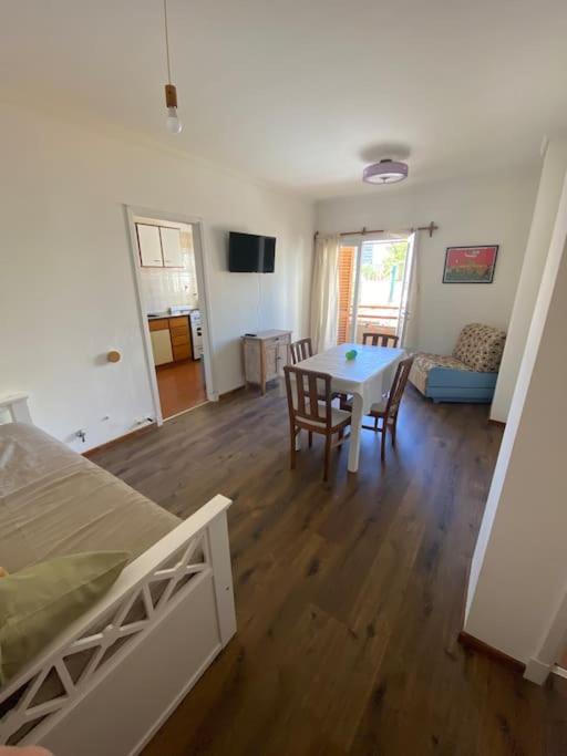 Departamento luminoso para 4 personas en mar del plata - Chambres d’hôtes Mar del Plata