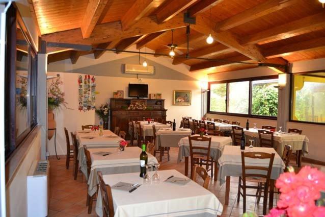 B&B Ostra Vetere - Il Sentiero - Bed and Breakfast Ostra Vetere