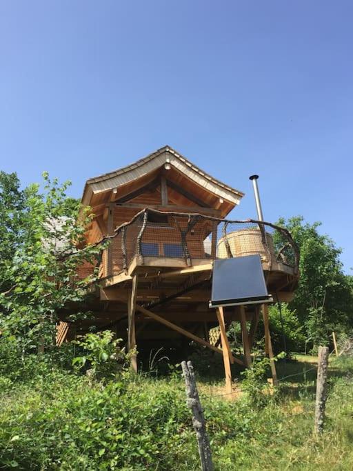 B&B Girmont-Val-d'Ajol - Cabane des Vargottes : insolite en pleine nature - Bed and Breakfast Girmont-Val-d'Ajol