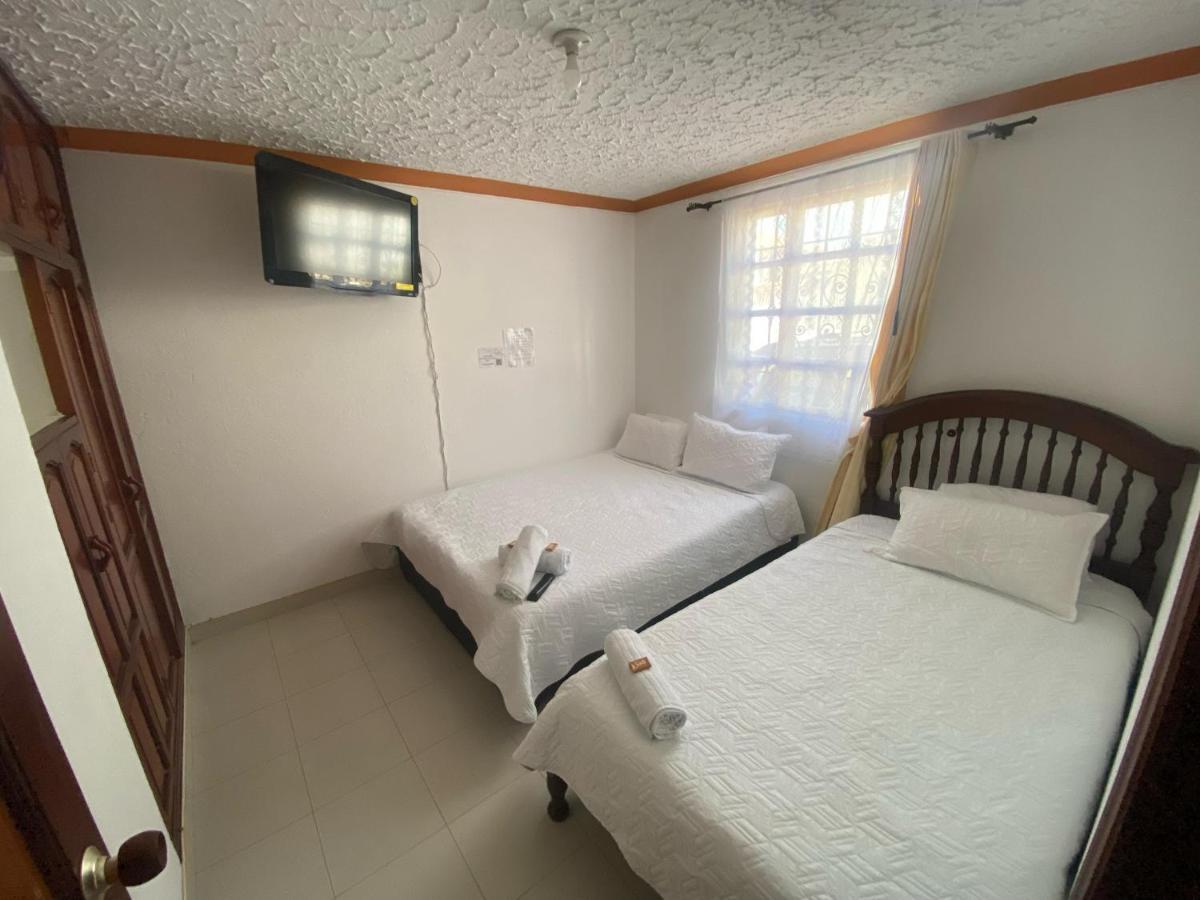 Chambre Triple Basique avec Salle de Bains Commune