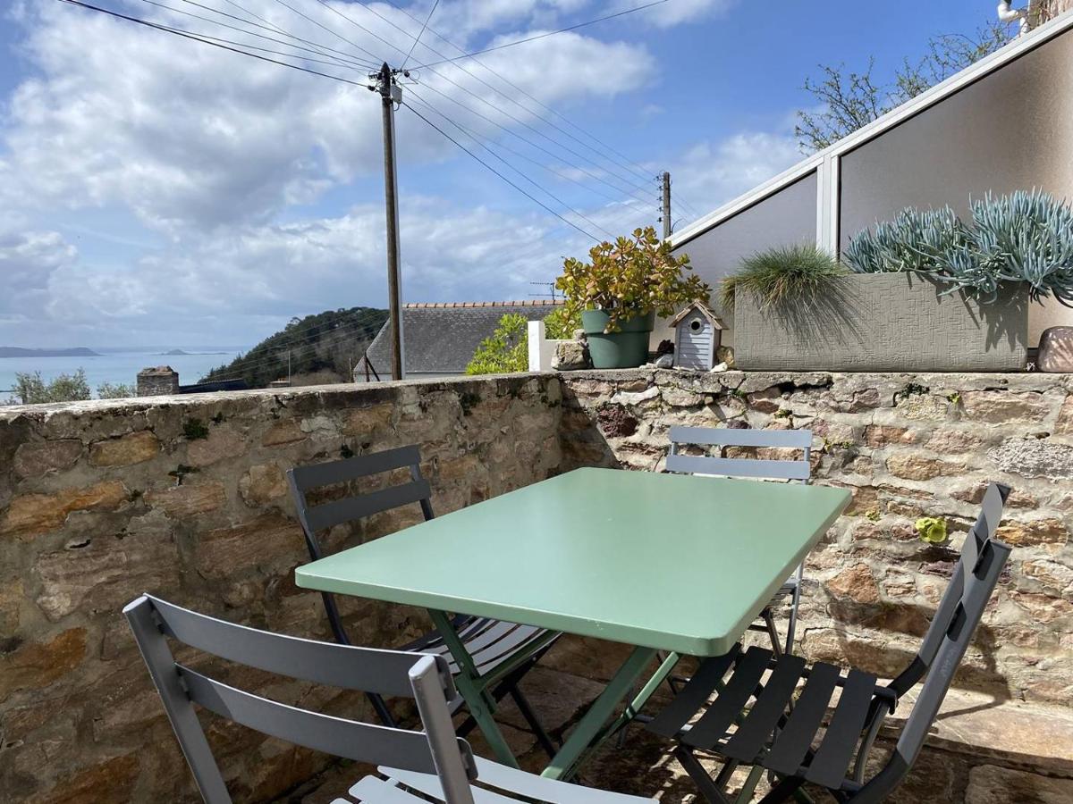 665 - Maison en pierre sur les hauteurs de Tu Es Roc, à Erquy - B&B
