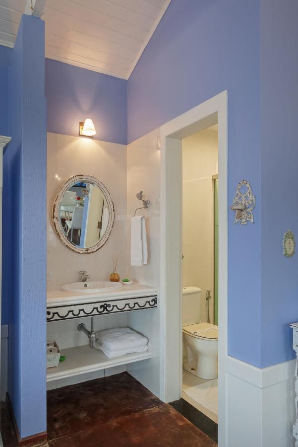 Queen Room with Spa Bath