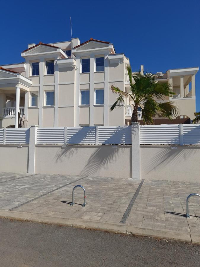 Apartmani Laz - B&B Zaton