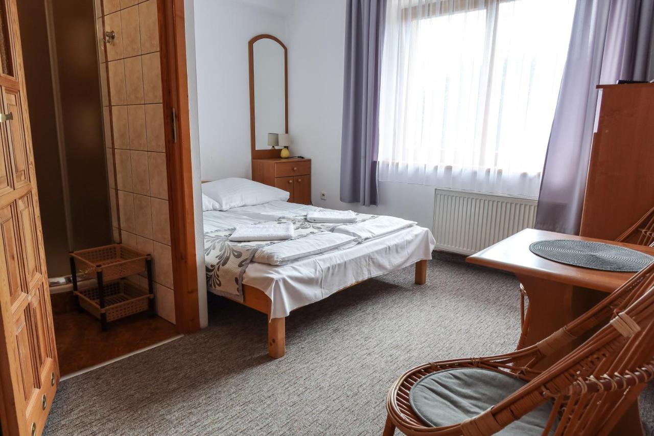 Chambre Simple avec Salle de Bains 