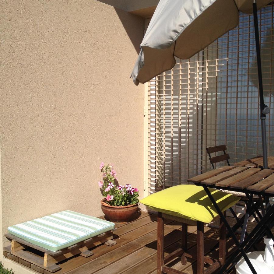 Studio (3 Adults)