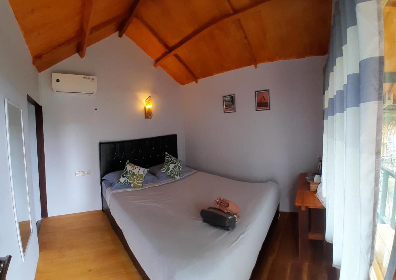 Poetri Bungalow & Restaurant - B&B