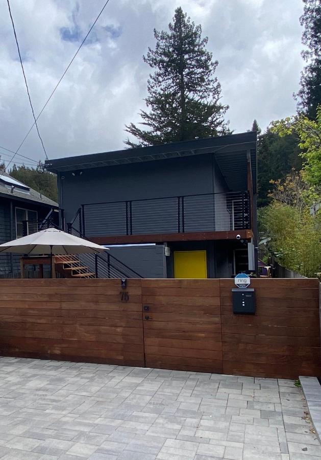 Downtown Mill Valley Modern Cozy Upstairs Apartment in Best San Francisco Bay Area - B&B Mill Valley
