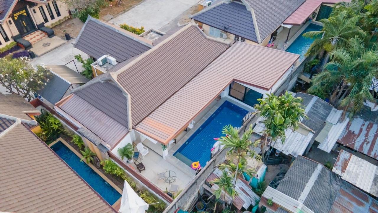 November T Pool Villa 1, 4Beds Thai- Bali Jomtien Beach - B&B