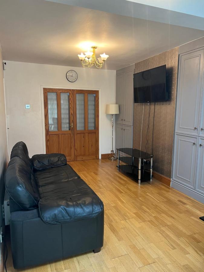 Budget Double Room (Bed Room 5)