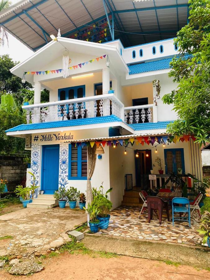 Hello entire villa varkala cliff - B&B Varkala