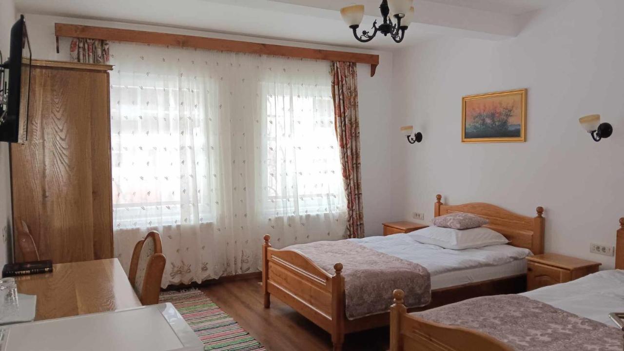 Camera Matrimoniale/Doppia con Letti Singoli