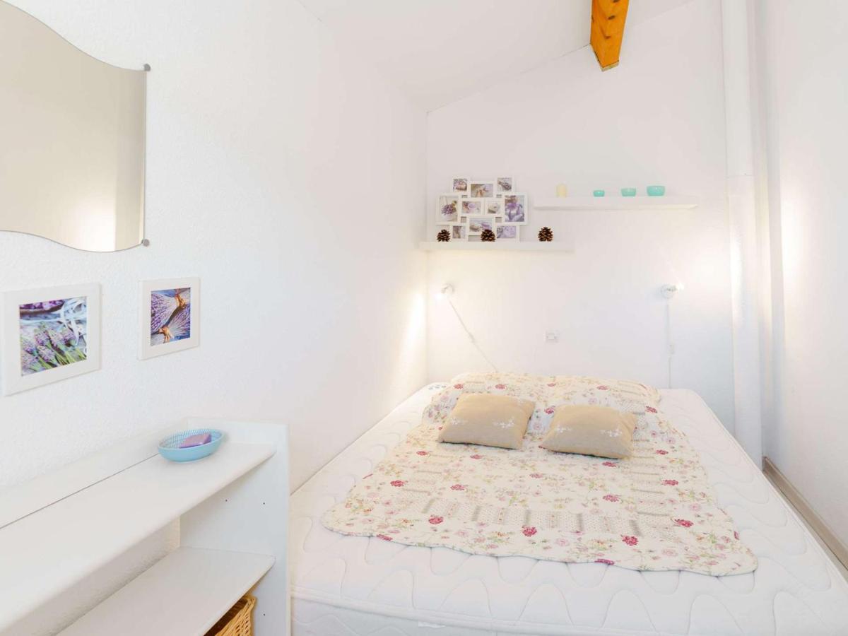Villa 3 pièces avec piscine, terrasse et parking privé - 4 personnes, animaux acceptés - FR-1-409-20 - B&B Gruissan