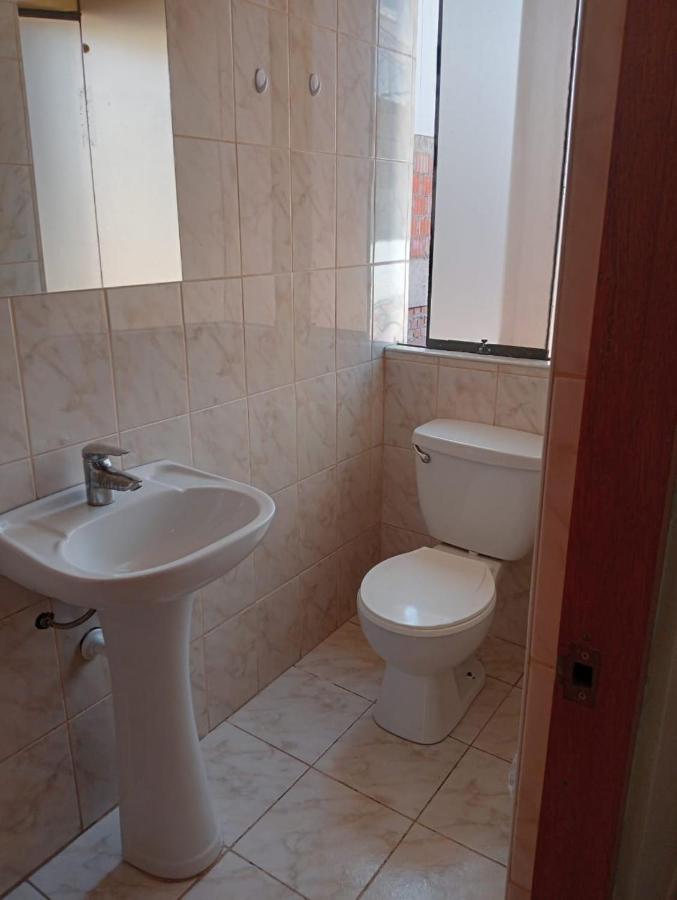 Einzelzimmer mit eigenem Bad