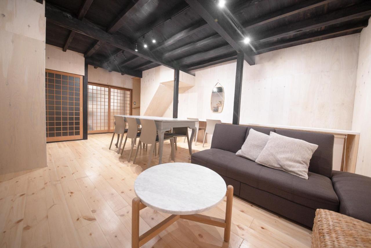 B&B Kanazawa - ROJINE Arts and Stay - Bed and Breakfast Kanazawa