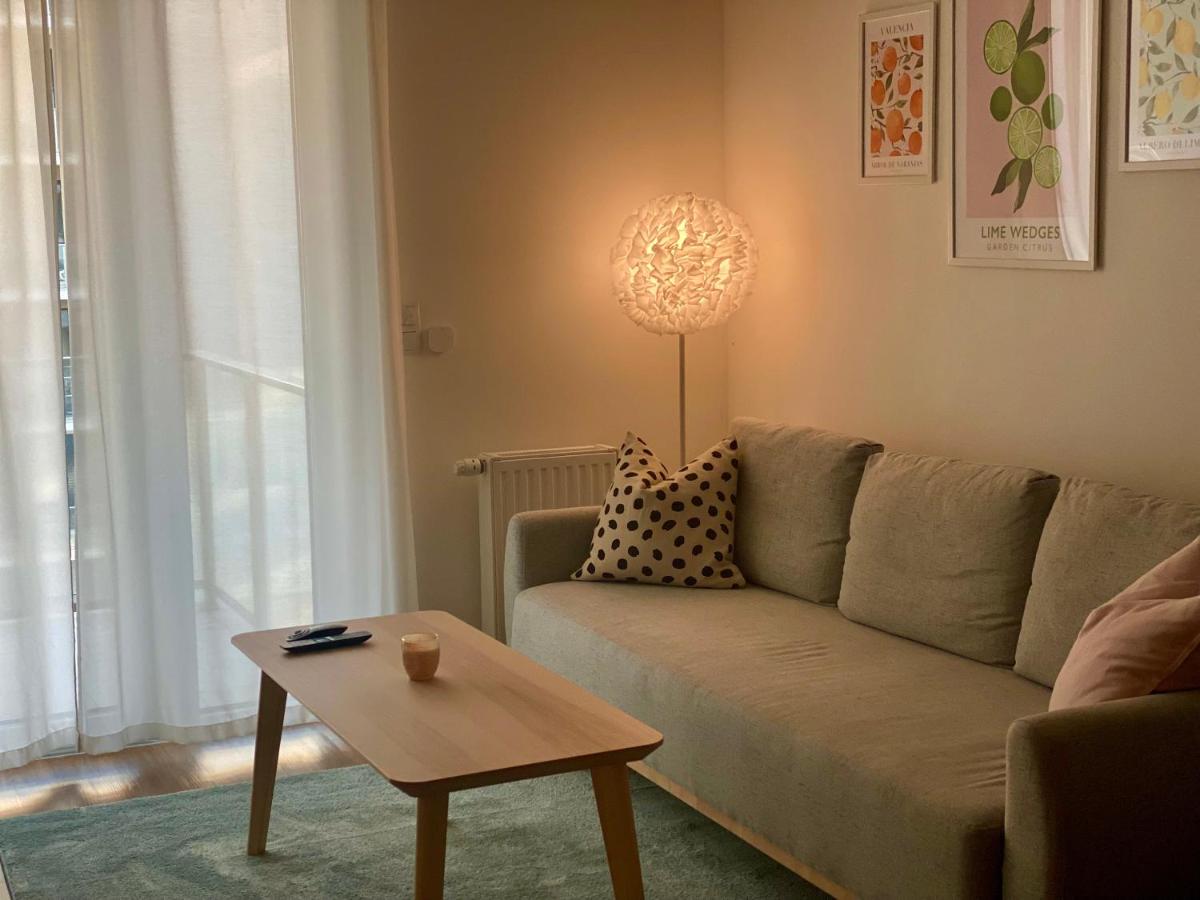 Comfortable place on the Marina port - B&B Budapest