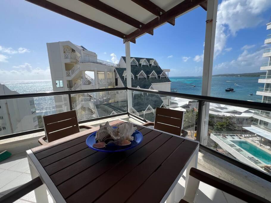 B&B San Andrés - Penthouse con vista al mar y balcón - Bed and Breakfast San Andrés