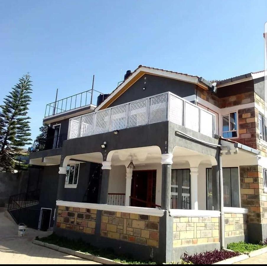 Furaha Luxury 8 bedroom vacation home in Nakuru Section 58 - Ferienwohnung