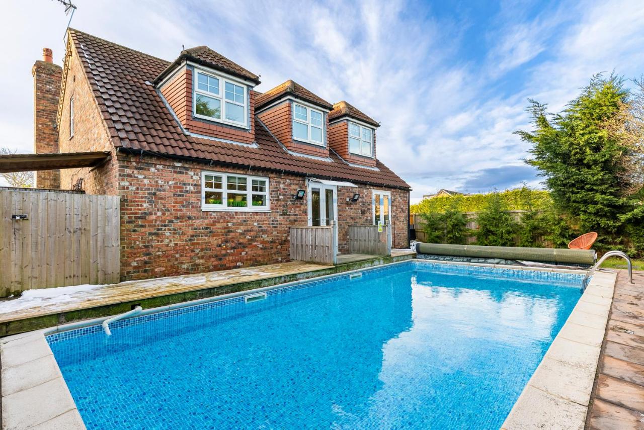 The Most Exclusive Villa - Outdoor Heated Pool - B&B
